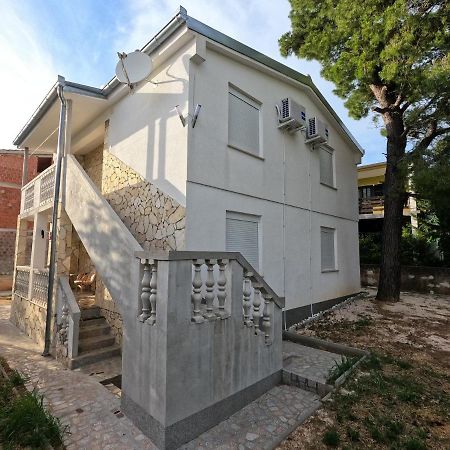 סלינה Apartments Lana - 30 M From The Sea מראה חיצוני תמונה